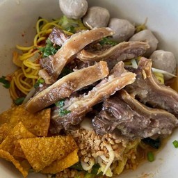 ก๋วยเตี๋ยวลูกชิ้นเนื้อเปื่อย