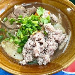 ก๋วยเตี๋ยวหมูน้ำใส