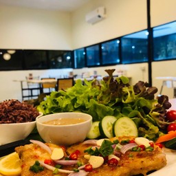 สลัดหมูมะนาว