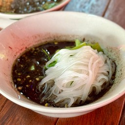 ก๋วยเตี๋ยวเรือ ป.ประทีป  หลังกระทรวงสาธารณสุข