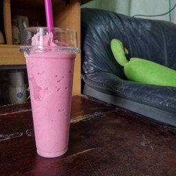 นมชมพูปั่น