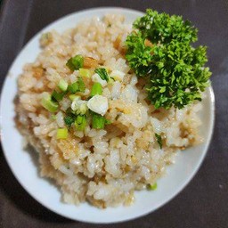 H02-ข้าวผัดกระเทียม