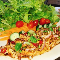 สลัดน้ำตกสันนอกหมู