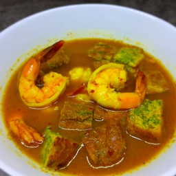 แกงส้มชะอมกุ้ง