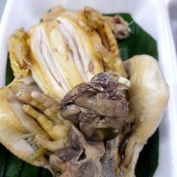 ล้านตาเเสงนึ่งไก่บ้านอาหารอีสาน  พัทยา