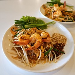 ผัดไทยกุ้งสด(เส้นวุ้นเส้น)