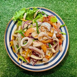 ยำทะเลรวม