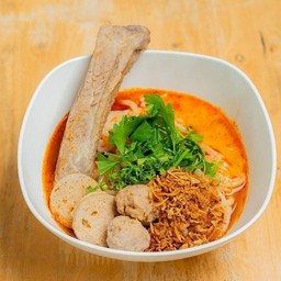 ก๋วยจั๊บญวนต้มยำน้ำข้นสะพานโค้ง