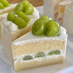 Shine Muscat Shortcake