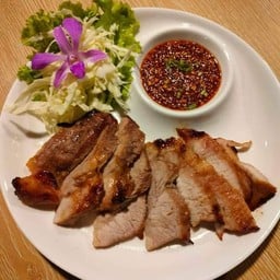 คอหมูย่าง