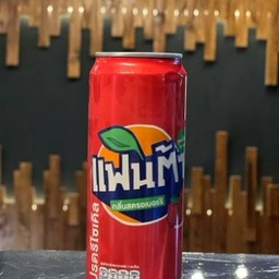 แฟนต้าแดง