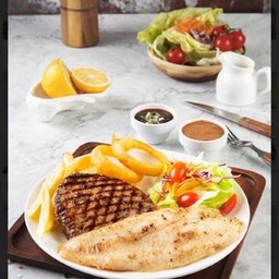 คอมบาย2 สเต็กหมูพริกไทยดำ+สเต็กปลาดอรี่