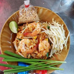 ผัดไทยโบราณลุงสุวิช