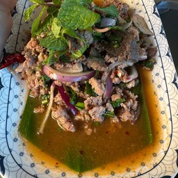 ลาบหมูหนังเด้ง