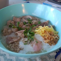 โจ๊กหมูรวม พิเศษ
