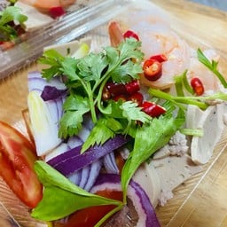 ยำวุ้นเส้นโบราณหมูยอหมูสับกุ้ง