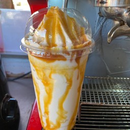 นมสดคาราเมลปั่น Caramel Fresh Milk Frappe