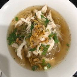 ก๋วยเตี๋ยวไก่น้ำใส