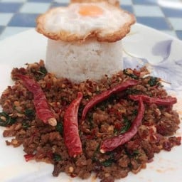 กระเพราเนื้อสับ