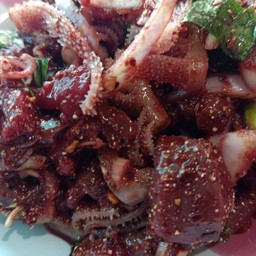 ลาบเนื้อขมอีสาน