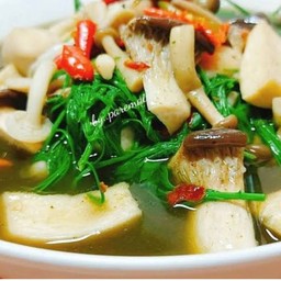 แกงเห็ดรวม