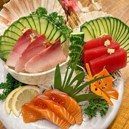 S28 Hamachi Salmon Maguro