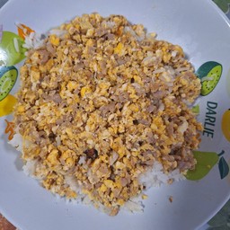 ข้าวราดหมูสับผัดไข่