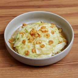 กะหล่ำปลีทอดน้ำปลา