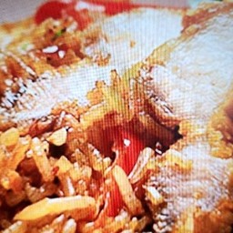ข้าวผัดน้ำพริกเผาหมูกรอบ