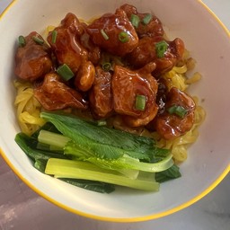 บะหมี่ ไก่กรอบ พริกเกาหลี