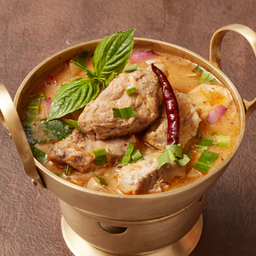 ต้มแซ่บกระดูกหมูอ่อน