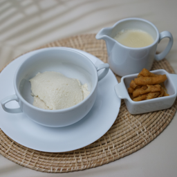 น้ำเต้าหู้นมสดเต้าฮวย (ပဲနို့ နို့စိမ် Tofu Pudding)