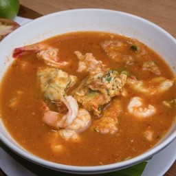 แกงส้มกุ้ง ต้นอ่อนทานตะวันชุบไข่