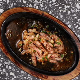 พิคานย่าแจ่วกระทะร้อน