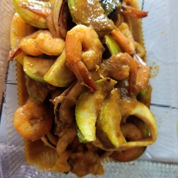 ผัดเผ็ดทะเลใต้