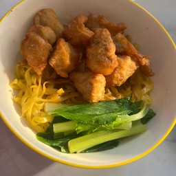 บะหมี่ ไก่กรอบ