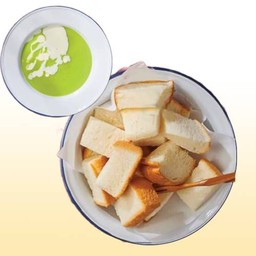 ชุดขนมปังนึ่งสังขยาใบเตย