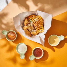 ฟรายวาฟเฟิล + กุ้งทอดไส้ชีส