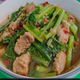 แกงอ่อมหมู