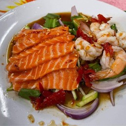 ยำยาย แซ่บติดใจ