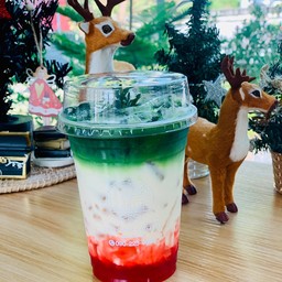 มัจฉะสตอเบอรี่นมสด