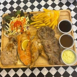 Hipster steak สาขากาฬสินธุ์