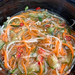 ผักดอง