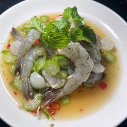 ยำกุ้งสด