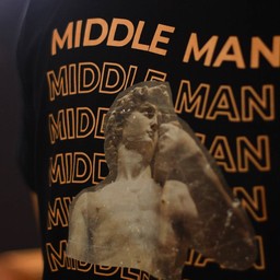 ร้าน MIDDLE MAN pop up coffee bar นครสวรรค์ ป๊อปอัพคอฟฟี่บาร์นครสวรรค์