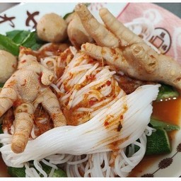 ขนมจีนน้ำยาป่าตีนไก่