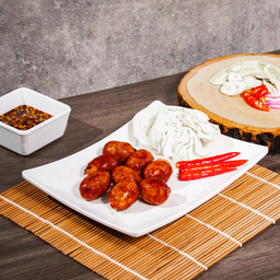 F4 ไส้กรอกอีสาน