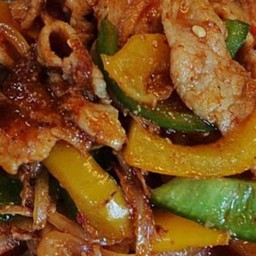หมูชิ้นผัดพริกเผา+ข้าว