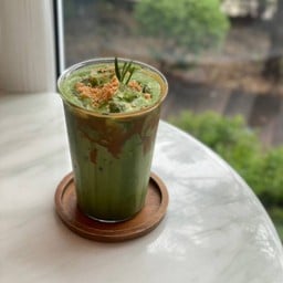 Iced matcha & salted caramel (LM)