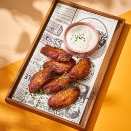 ไก่วิ้งค์แซ่บ + ซอสกระเทียมหัวหอม